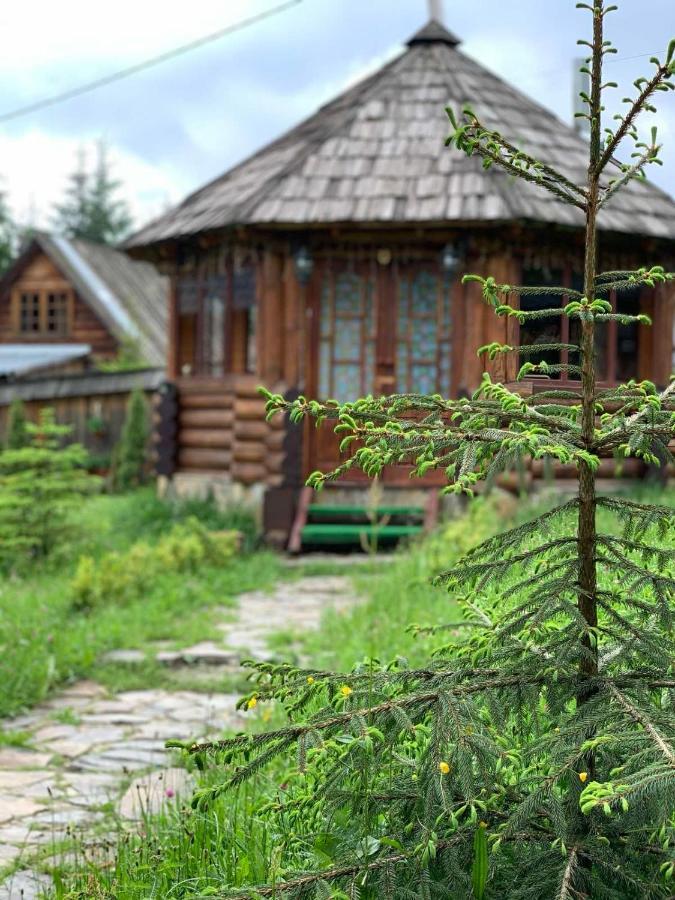 Cottage Karinka Bukovel Exterior photo