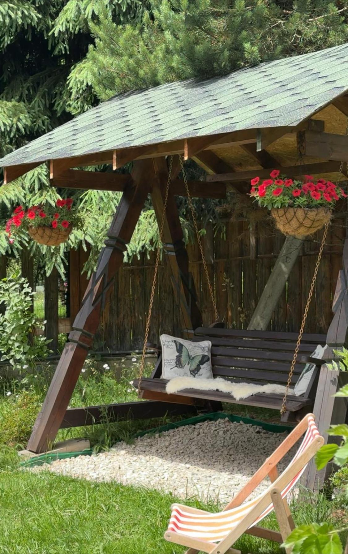 Cottage Karinka Bukovel Exterior photo